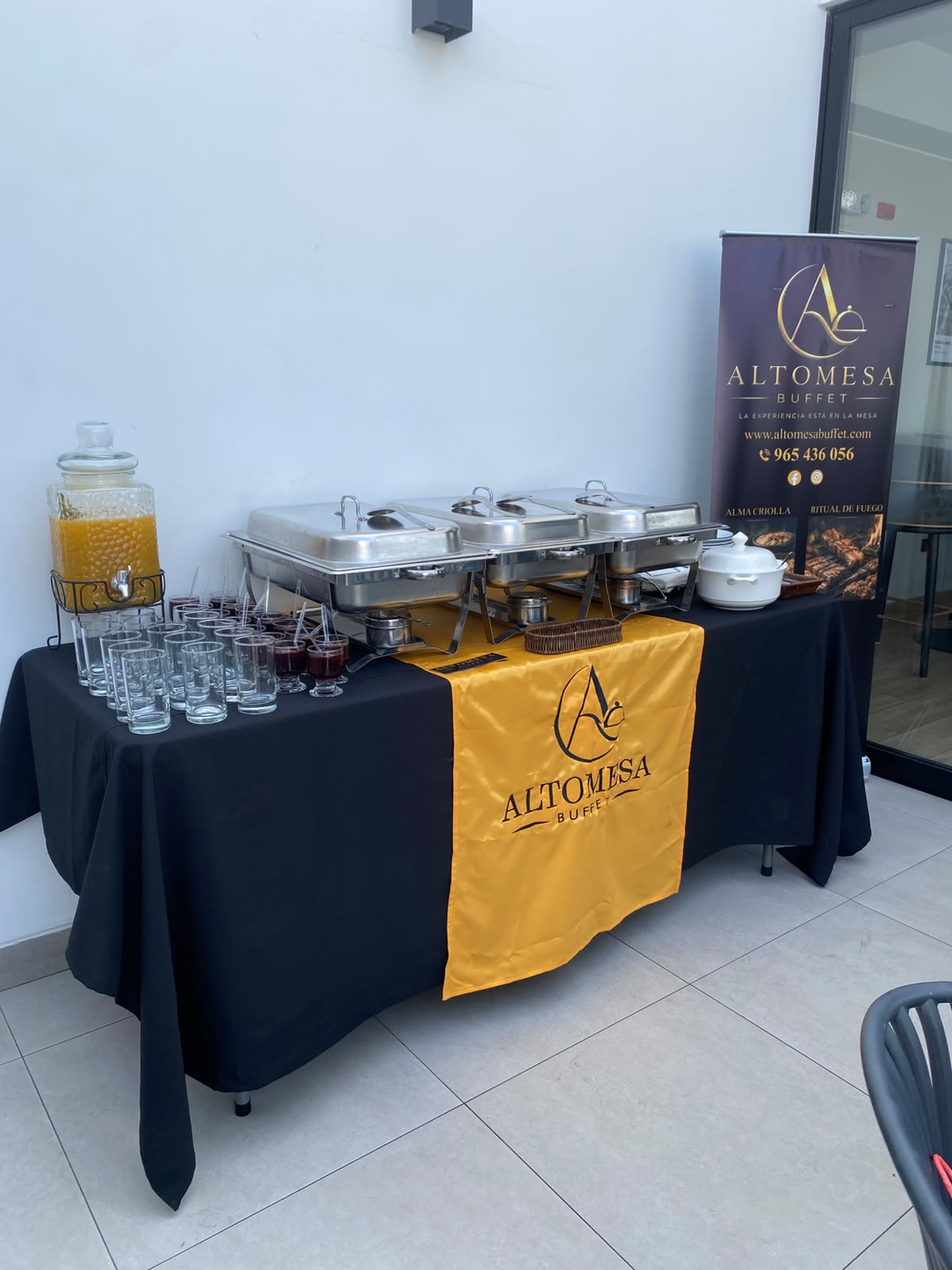 Servicio Mesa de Autor (Buffet Internacional)